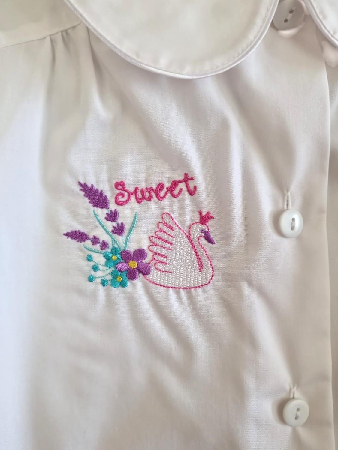 Grembiule scuola elementare da bambina Siggi bianco