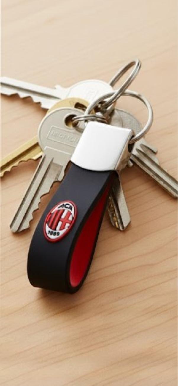 Portachiavi in metallo e pvc rossonero