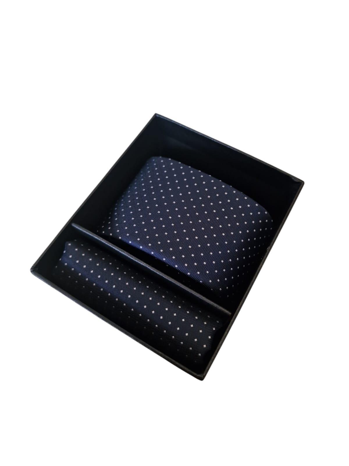 Confezione cravatta e pochette uomo Solo Soprani