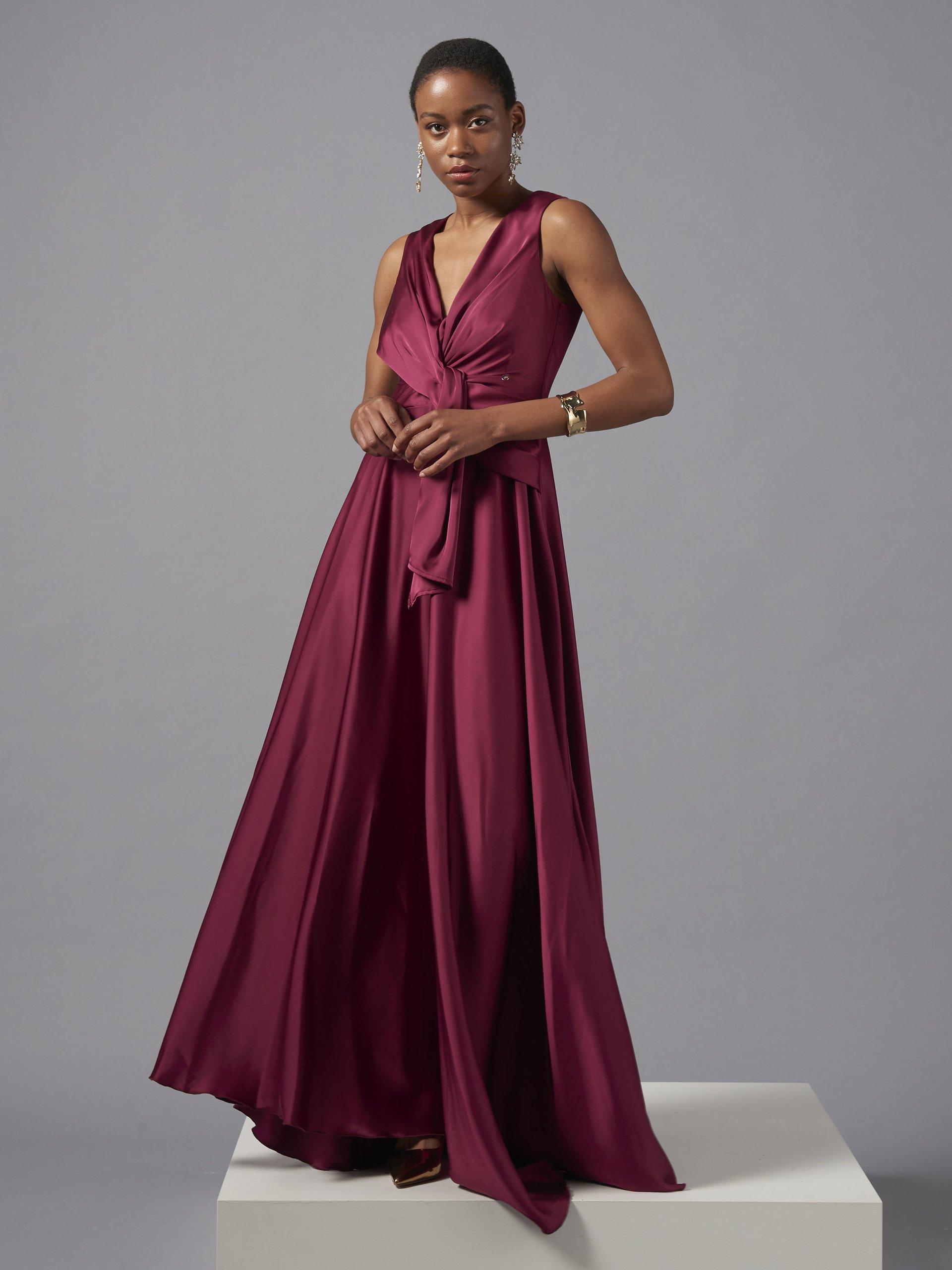 Abito lungo drappeggio sul fianco bordeaux Rinascimento