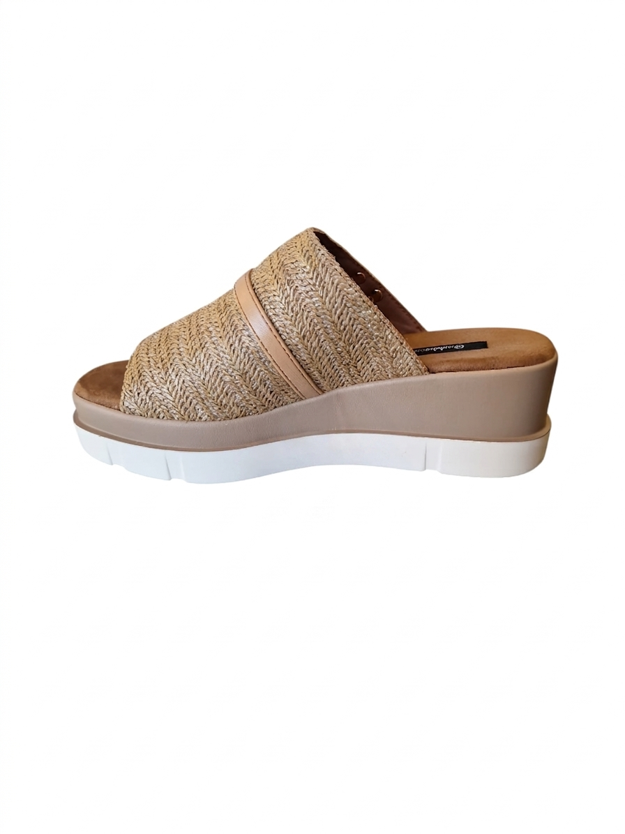 Ciabatte beige con zeppa Gianmarco Venturi
