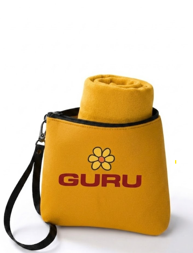 Telo mare in microfibra con pochette Guru