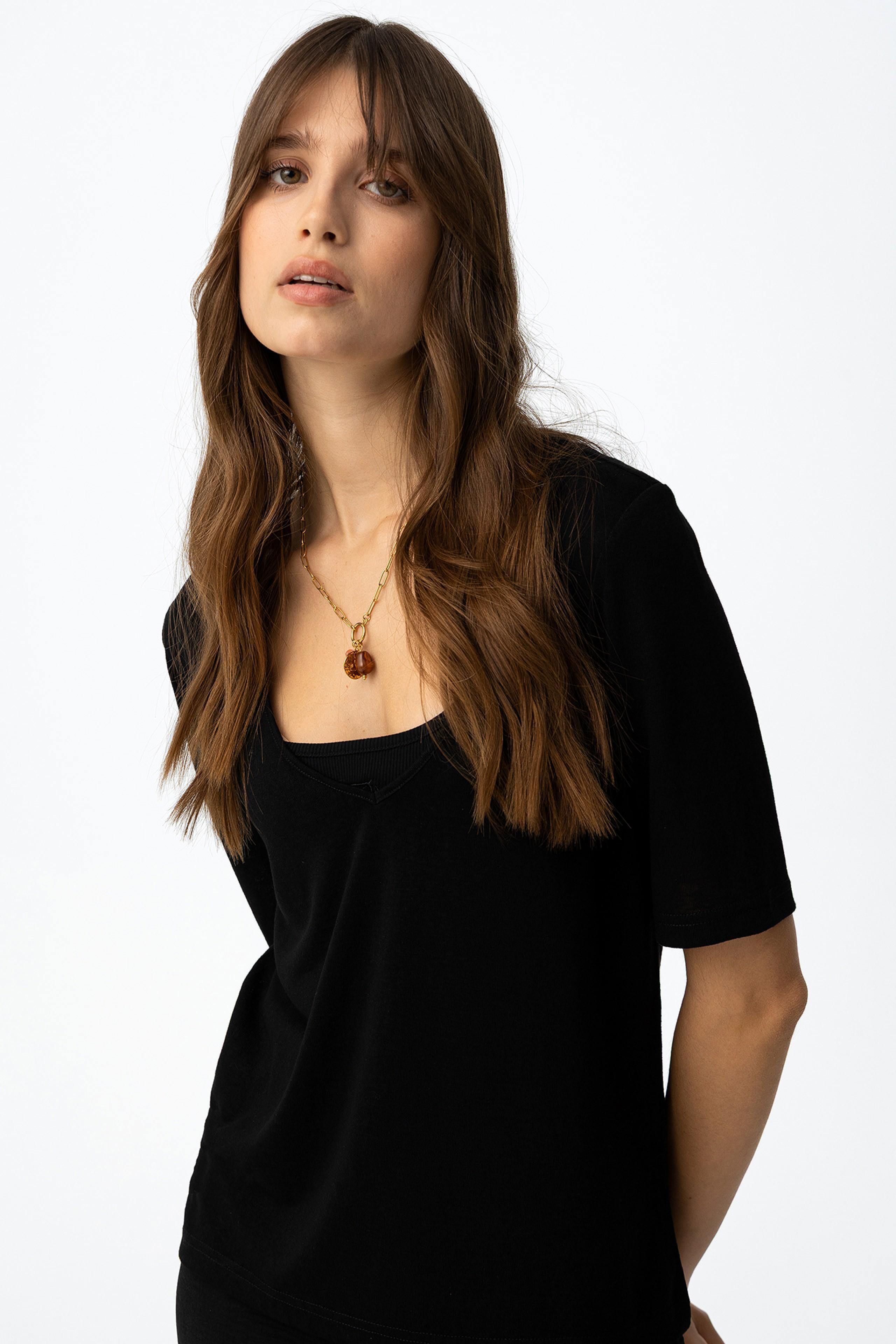 T-shirt scollo V nera Tiffosi